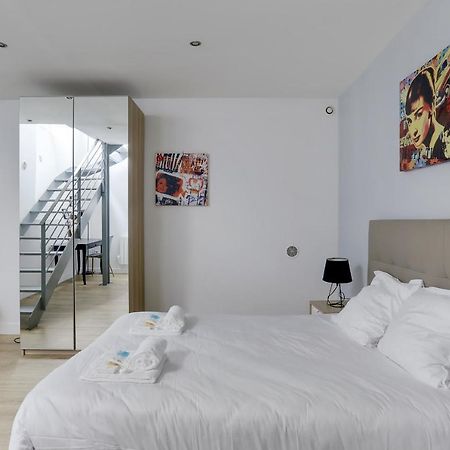 170 Suite Angouleme Large Duplex Style Apt With1 Bdr Paris Central Buitenkant foto