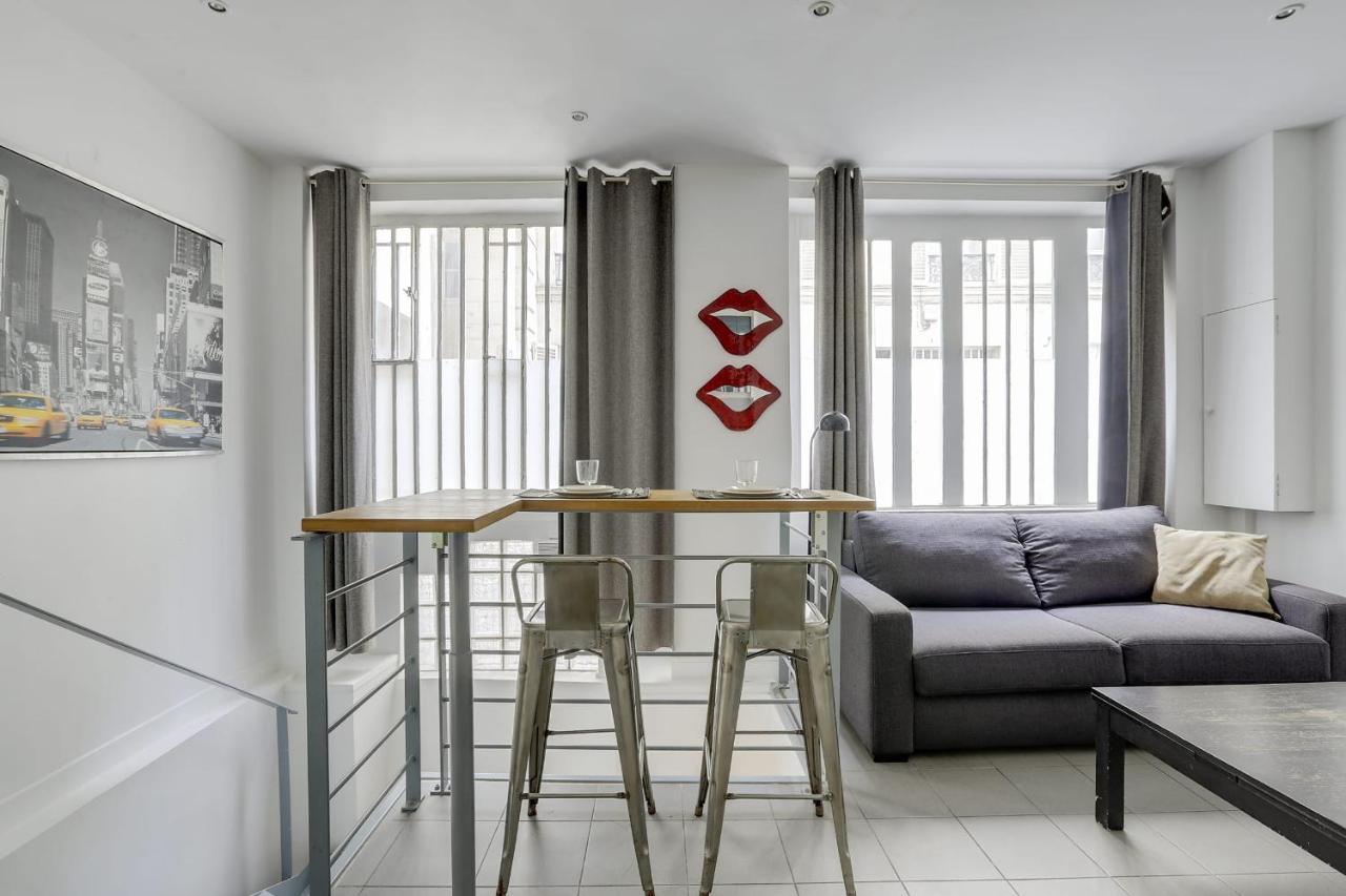 170 Suite Angouleme Large Duplex Style Apt With1 Bdr Paris Central Buitenkant foto